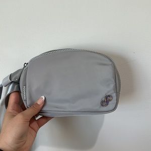 Poshmark belt bag / Fanny pack